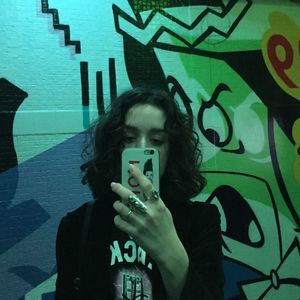 Meet your Posher, Lydia